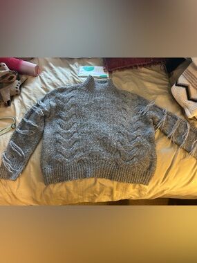 Papillon Blanc Heather Gray Cable Mock Neck Sweater